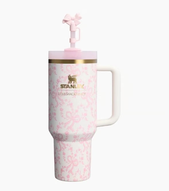 Stanley 1913 x LoveShackFancy Quencher H2.0 Flowstate™ Tumbler | 40 Oz | Coquette Bow Chantilly