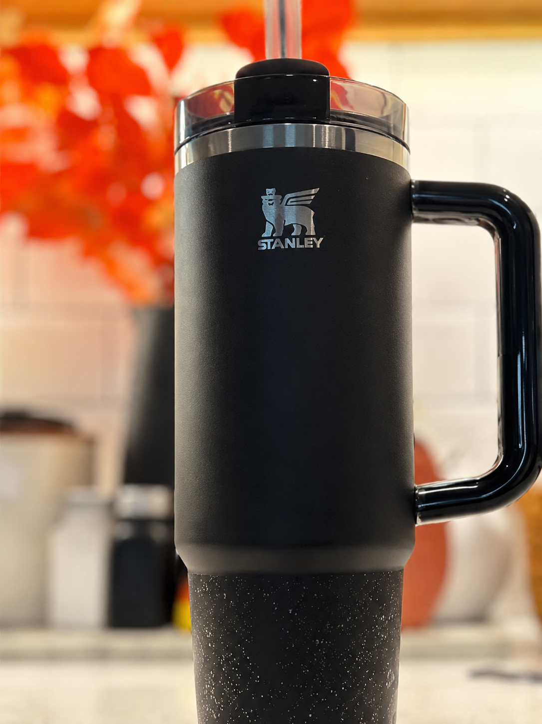 Stanley 1913 x Jennie Quencher H2.0 Flowstate™ Tumbler | 40 Oz | Petal to the Metal
