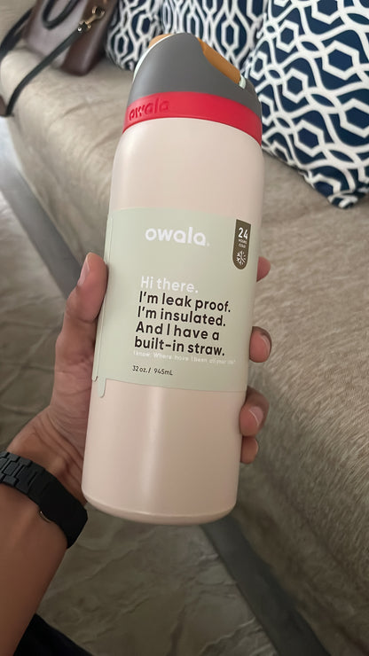 Owala FreeSip® | 32 Oz | Ivory White