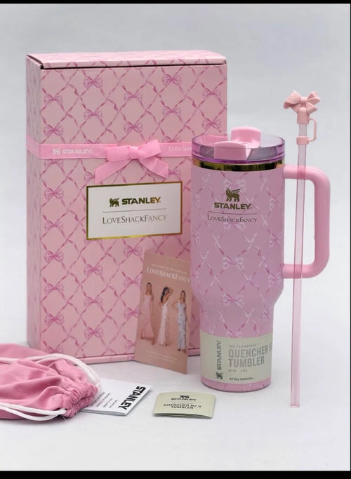 Stanley x LoveShack Fancy 40oz Quencher H2.0 FlowState Tumbler – Baby Bow Pink Peppermint (Original)