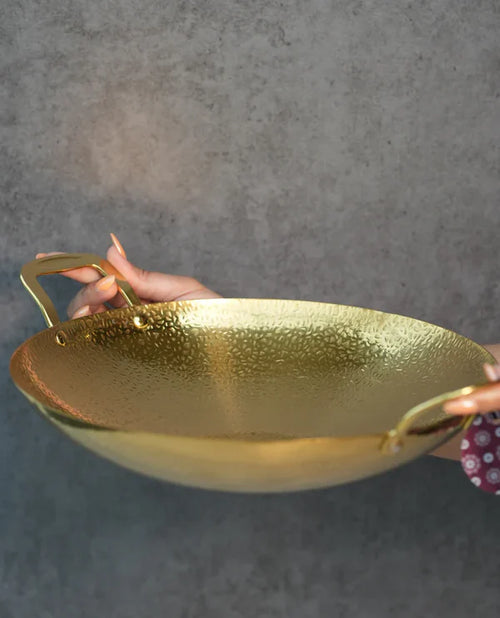 HAMMERED WOK GOLDEN