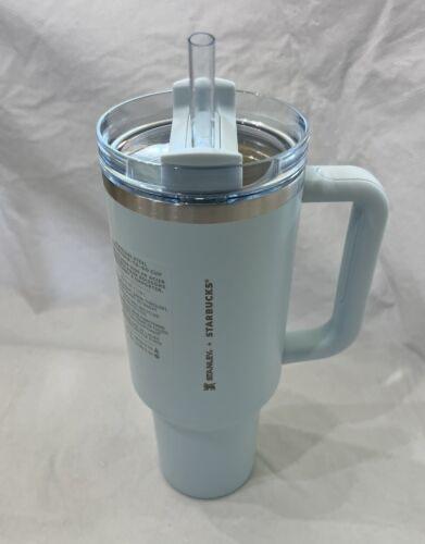 The Starbucks X QUENCHER H2.0 FLOWSTATE™ TUMBLER