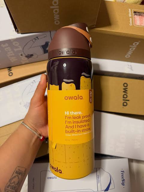 Owala FreeSip 32oz Color Drop