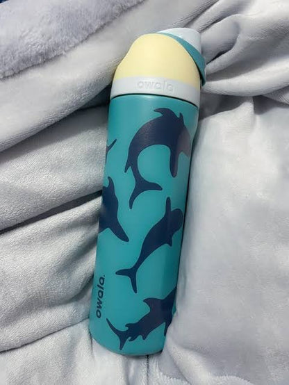 Owala FreeSip® | 24 Oz | Fin Frenzy